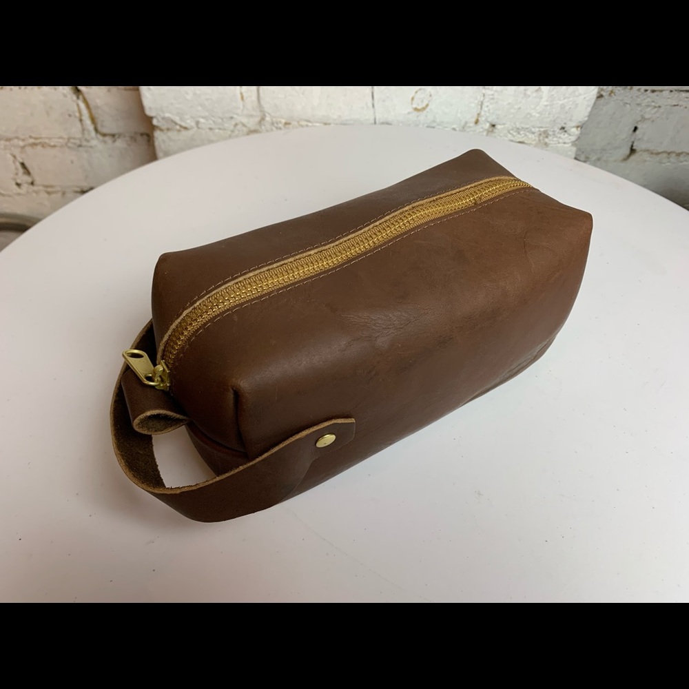 COPY - Indian Motorcycle Leather Dopp Kit
